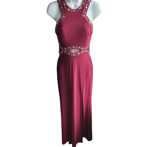 Morgan & Co. Dresses & Skirts - Morgan & Co Juniors Maroon Long Halter Dress Rhinestone Size 3/4